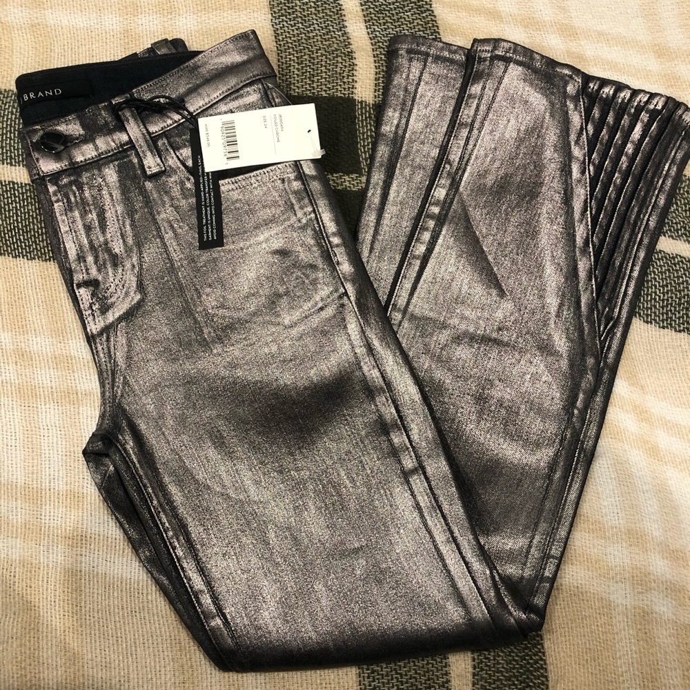 NWT J Brand Selena Mid Rise cropped boot cut